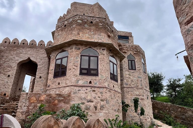 Luxury Villas in Udaipur | Top Exotic Stay in Udaipur | Heritage Stay ...